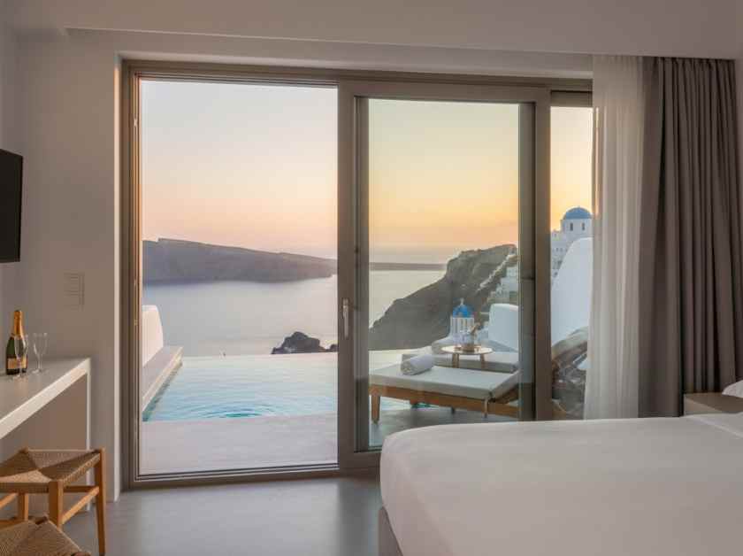 Radisson Collection Resort Opens in Santorini Offering Unparalleled Views and Luxury
