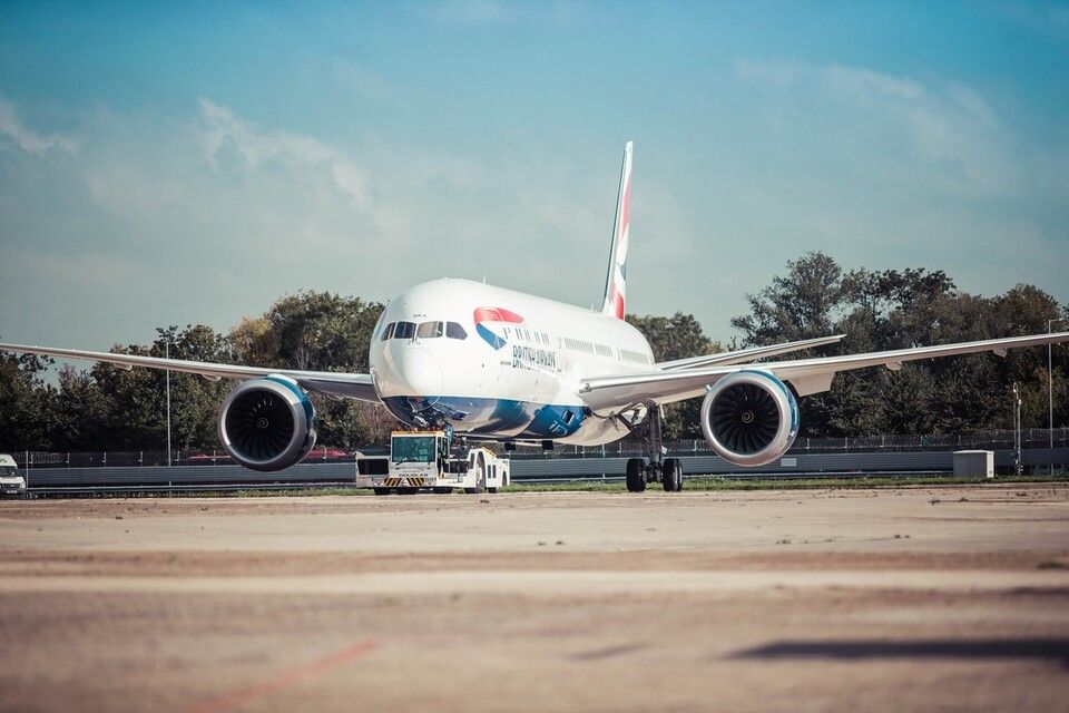 British Airways Flight BA243, a Boeing 787-9 Dreamliner, Forced to Turn ...