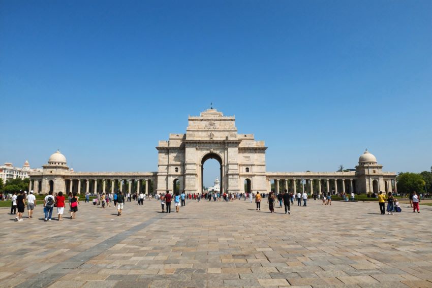 Maharashtra Connects West Bengal, Uttar Pradesh, Gujarat, Rajasthan, Tamil Nadu, Kerala, Andhra Pradesh, Karnataka, And Delhi: 2025’s Best Indian States For Foreign Visitors, A Guide To Unmissable Destinations