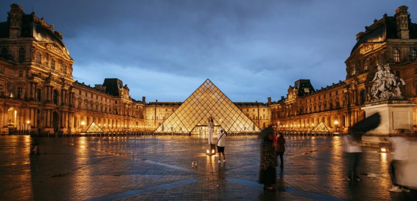 Paris’ Louvre Slaps New Million Fine on Visitors: Ticket Prices Skyrocket for Non-EU Tourists!