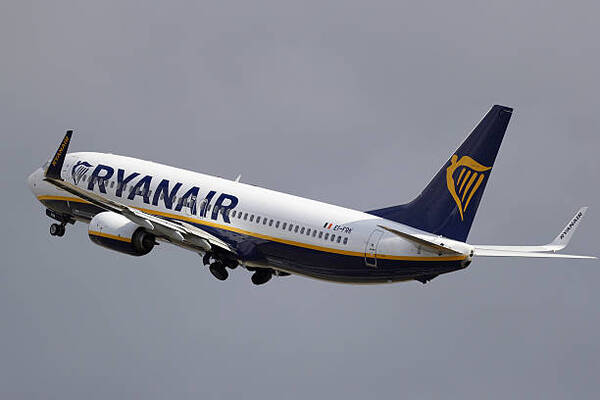 Ryanair
Rabat