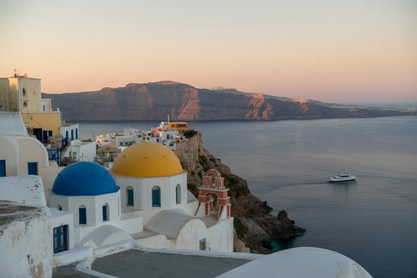 Greece ranks as the best place to retire in 2026, offering financially independent person visa access, healthcare benefits, tax incentives, and long-term residency for a secure and fulfilling life