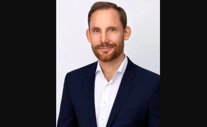 Hampus Streiffert Joins Newbond Holdings as Vice President of Asset Management