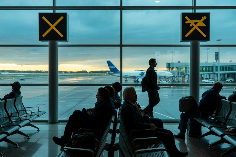 菲律宾、马来西亚和印度尼西亚航空公司的航班中断：整个东南亚 34 架航班被取消，258 架航班延误，乘客滞留在马尼拉、吉隆坡、雅加达等地——关于旅行灾难，您需要了解什么