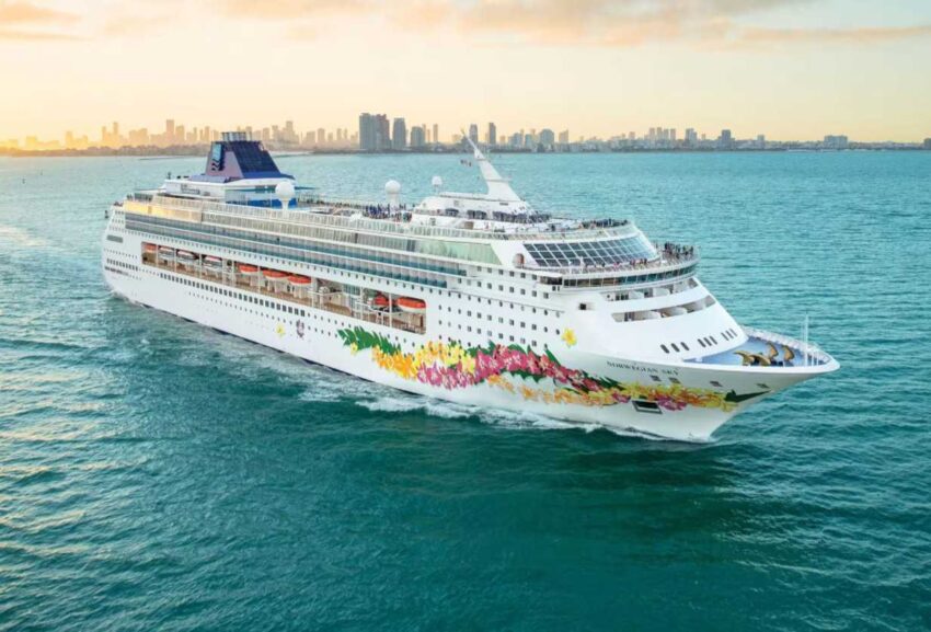 Norwegiansky - travel and tour world Image of norwegian sky cruise ship