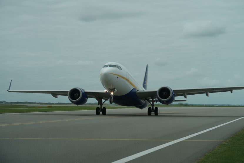Istanbul Sabiha Gökçen Airport in Turmoil with 699 Flight Delays and 1 Cancellation, causing Disruptions to Turkish Airlines, Pegasus, and Other Carriers After Runway Skid Shuts Down Operations, Stranding Passengers and Disrupting Travel Across Turkey