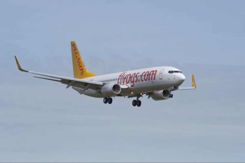 Pegasus_airlines_aircraft_3 - travel and tour world Pegasus airlines