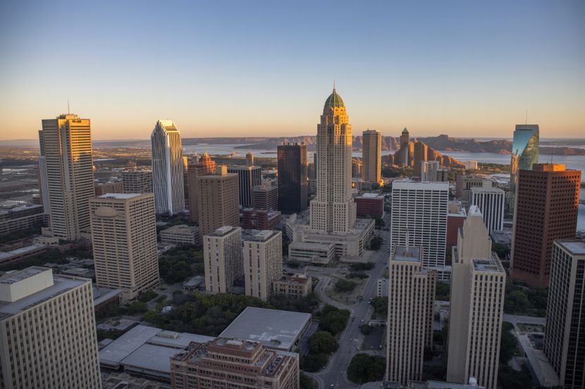 Us states including texas prepare for sweeping tourism policy reforms in 2026 reshaping taxes, park fees and environmental levies, altering travel costs and experiences.