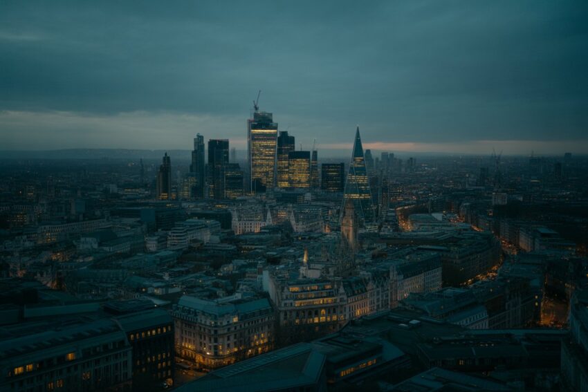 London Beats Birmingham, Belfast, Manchester, Liverpool, Bradford and Other UK Cities That Make It Harder to Sleep Well: Full Research Here 