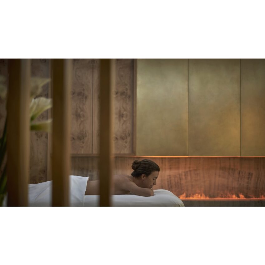 Four seasons hotel - travel and tour world