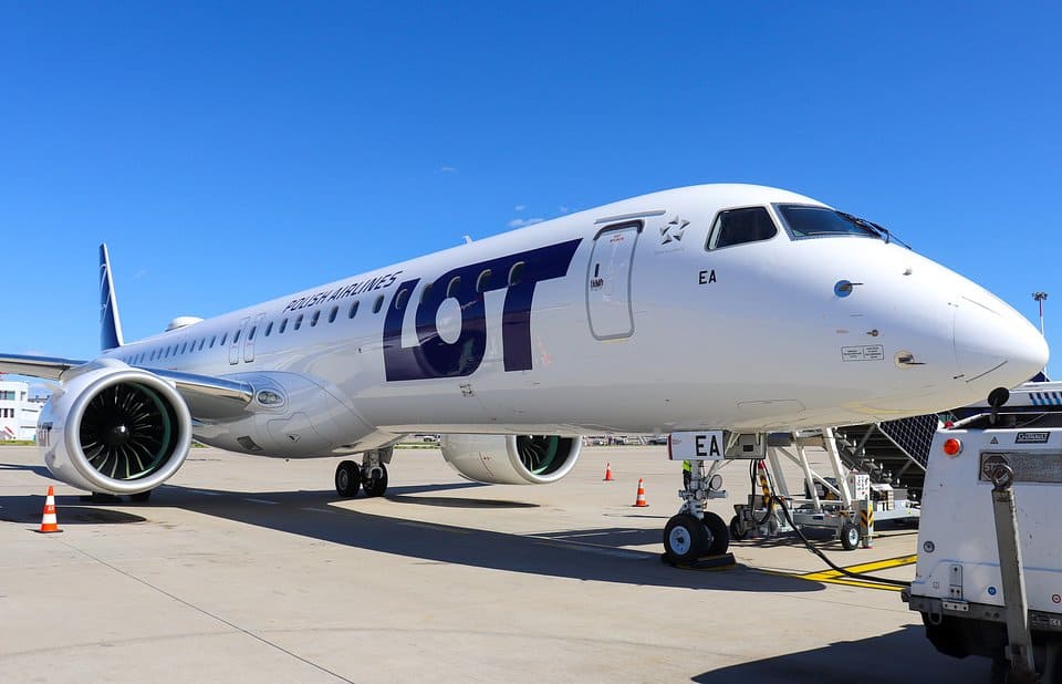 Lot polish airlines