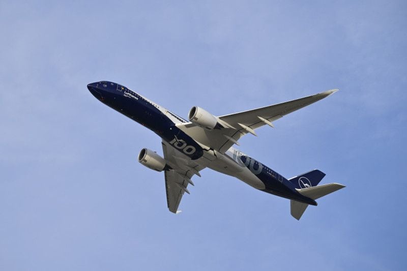 Lufthansa Boeing 747-8 Emergency Landings of Flights LH418 and