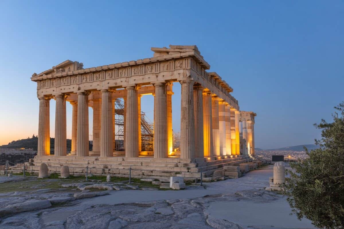 Greece teams up with italy, malta and others as mediterranean tourism defies taxes, overtourism pressure and economic uncertainty with powerful 2026 growth