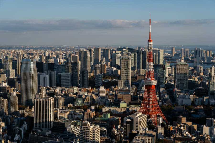 Japan&rsquo;s
Tokyo, Osaka