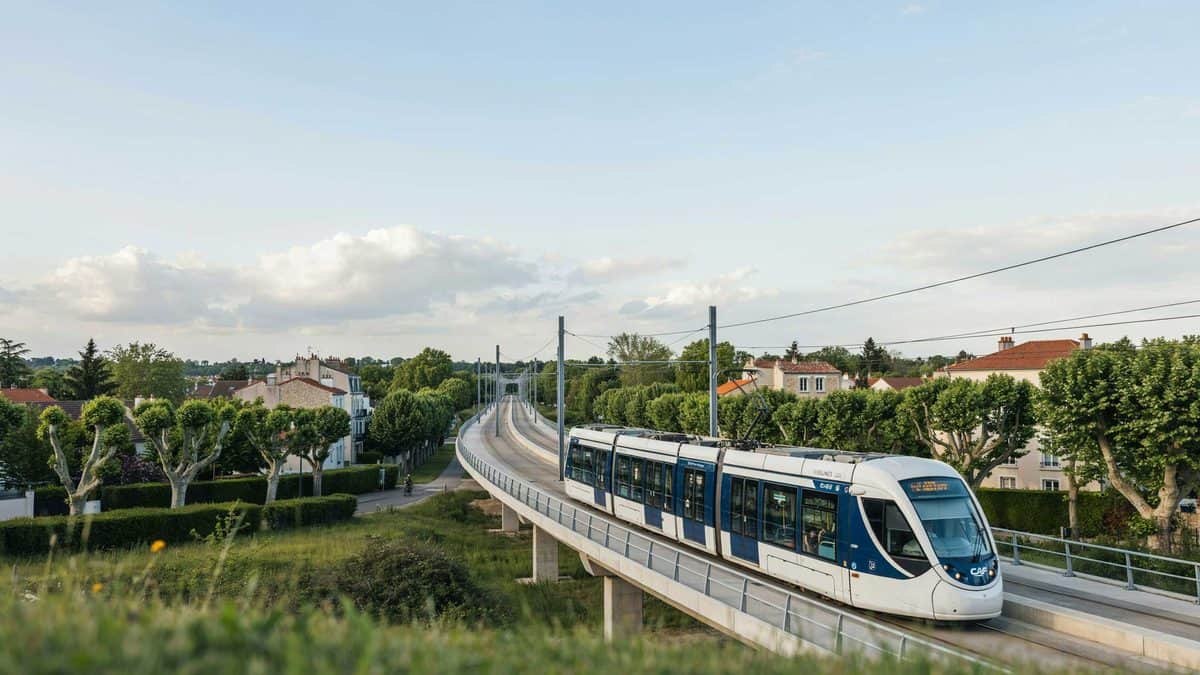 France caf tram-trains to transform travel