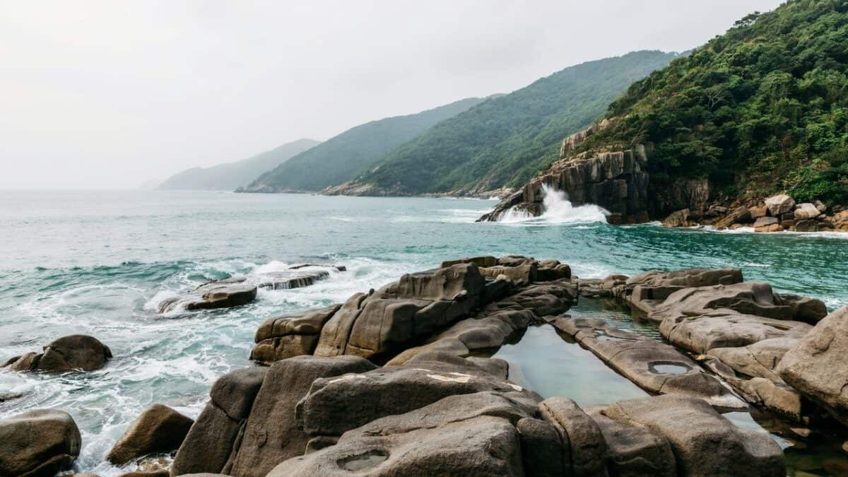 Wild coastline at xiao'aoshan Beach in Huizhou, Guangdong, China
