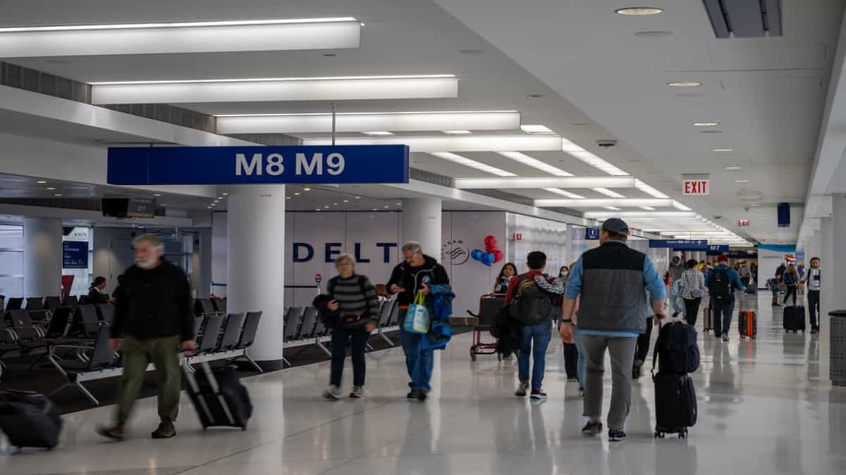 Flights cancelled across several major airports in the united states of america