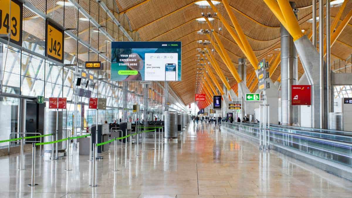Major airports in europe face flight disruptions