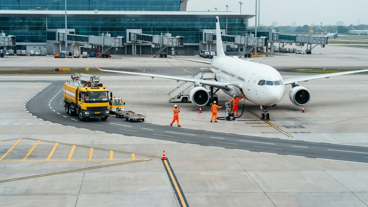 Nigeria jet a1 aircraft refuelling operations