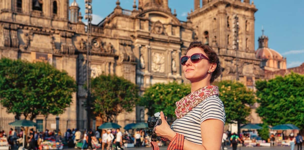 Discover why us tourism jumps this year! From the route 66 centennial in illinois to florida's magic kingdom and california's alcatraz, explore the landmarks driving the 2026 travel boom.