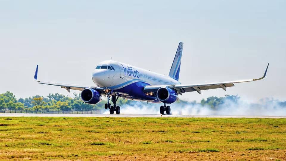 Air India pilot fired after mid-air hydraulic failure and drug test | Quick Digest