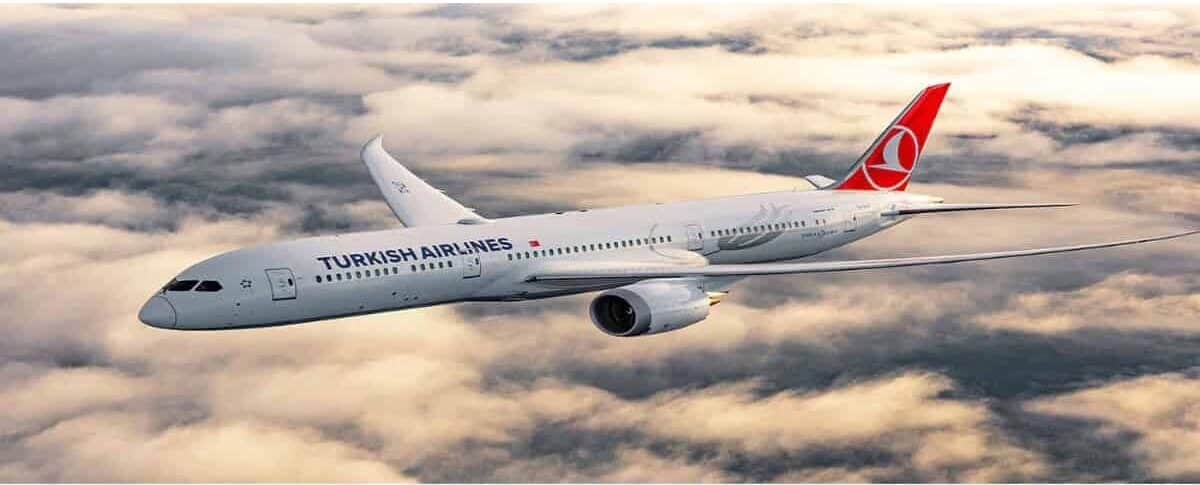 Turkish airlines airbus a330 aircraft involved in moscow flight disruption returning to istanbul after drone attacks