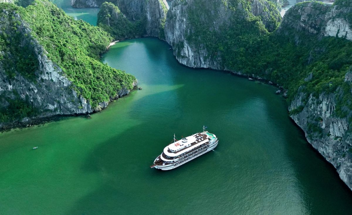 Bhaya soul luxury cruise vietnam