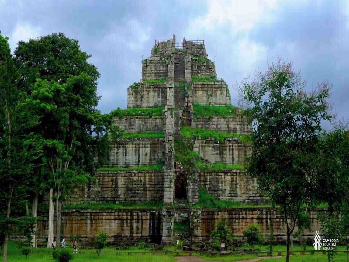 Cambodia Creates a New Tourism Attraction in Phnom Penh With Massive 75-Hectare Boeung Tamok Green Zone