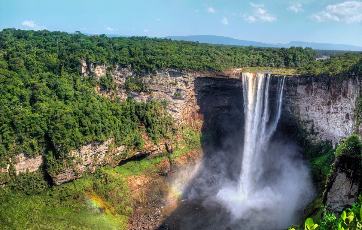 Guyana Stuns Caribbean Tourism as US Travellers Drive 48,582 August Visitors, Leisure Boom Pushes Nation Toward 500,000 Arrivals