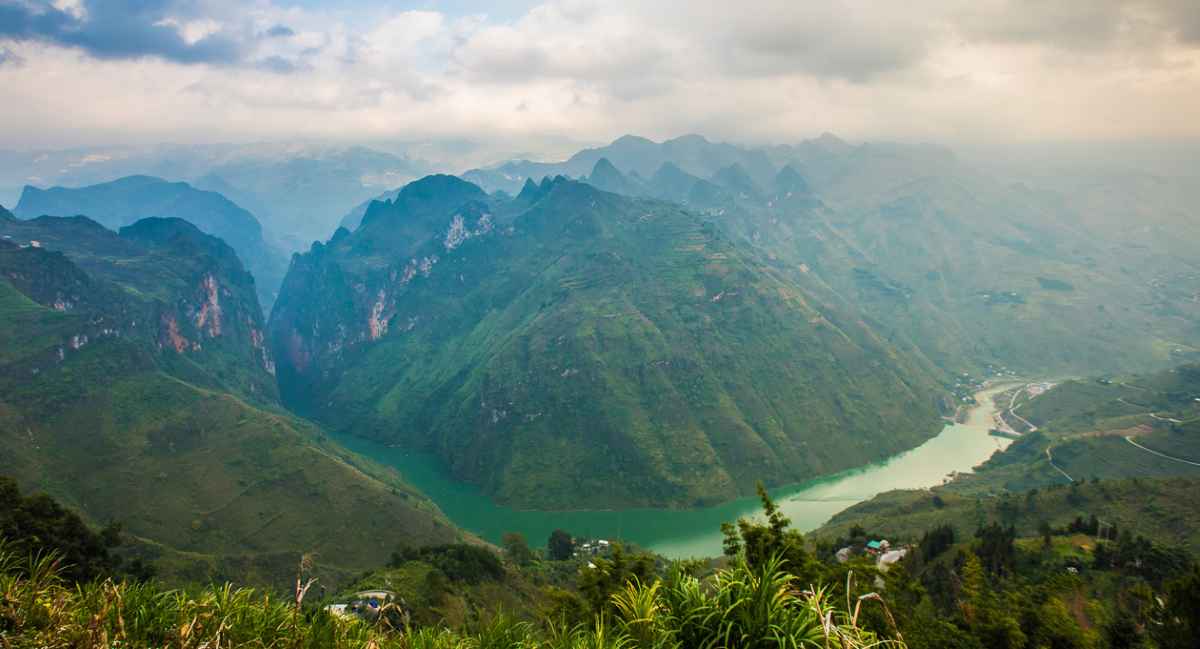 Ha giang - travel and tour world Nam du and northern vietnam offer quieter journeys