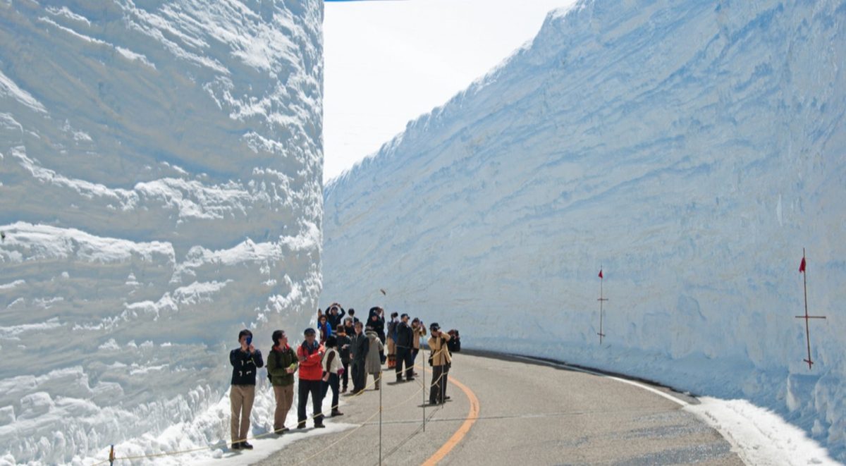 Hokkaido snowfall - travel and tour world Japan winter hospitality tourism booms: hokkaido & nagano surpass 10% growth