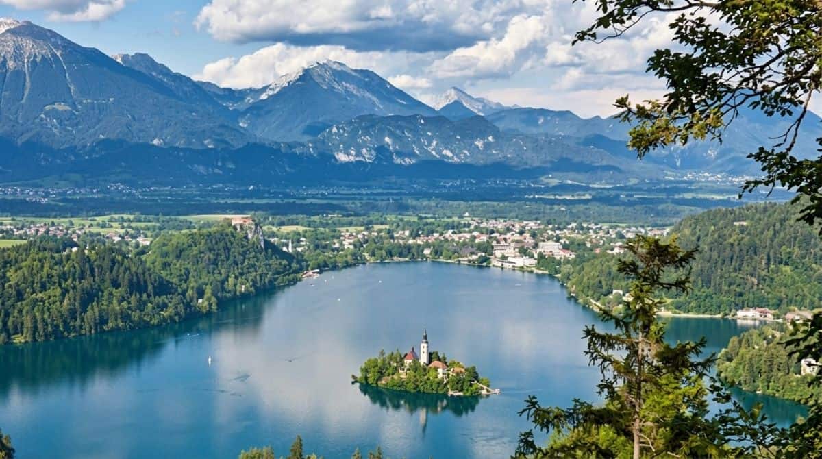 Germany joins france and other key countries to drive slovenia tourism with over 3 million august overnight stays