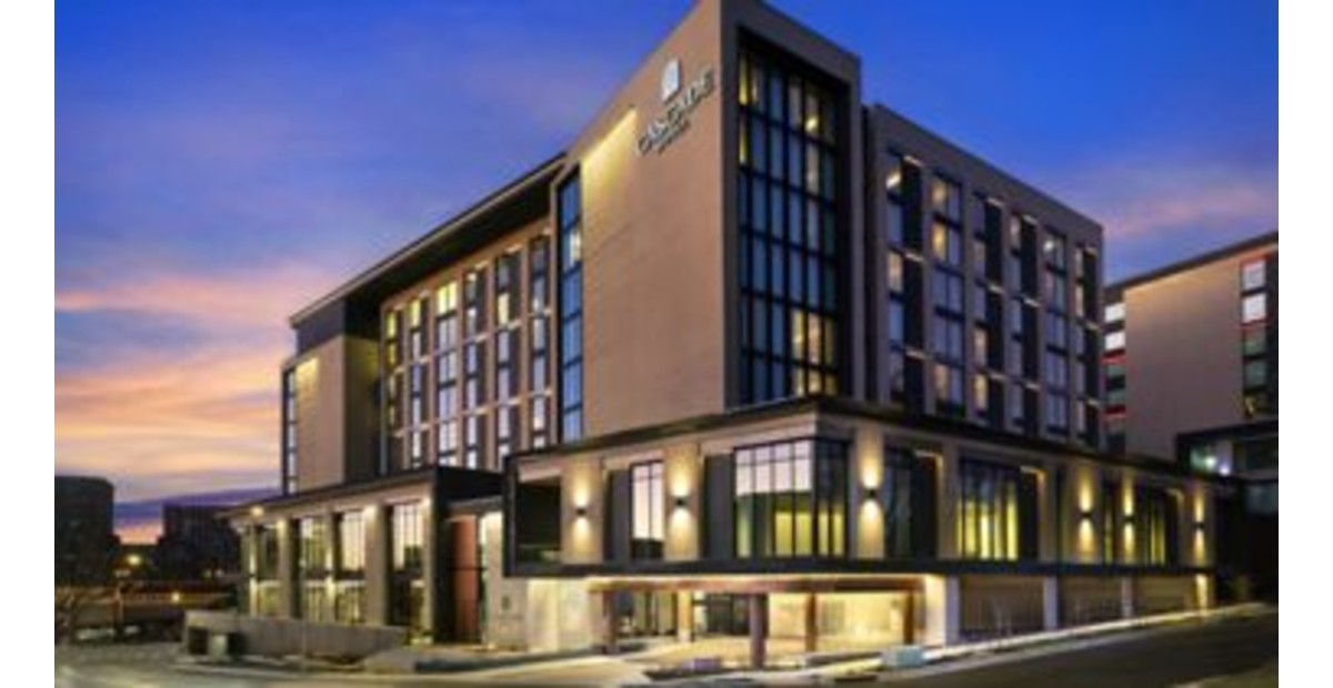 Mariott tribute portfolio hotel , kansas city