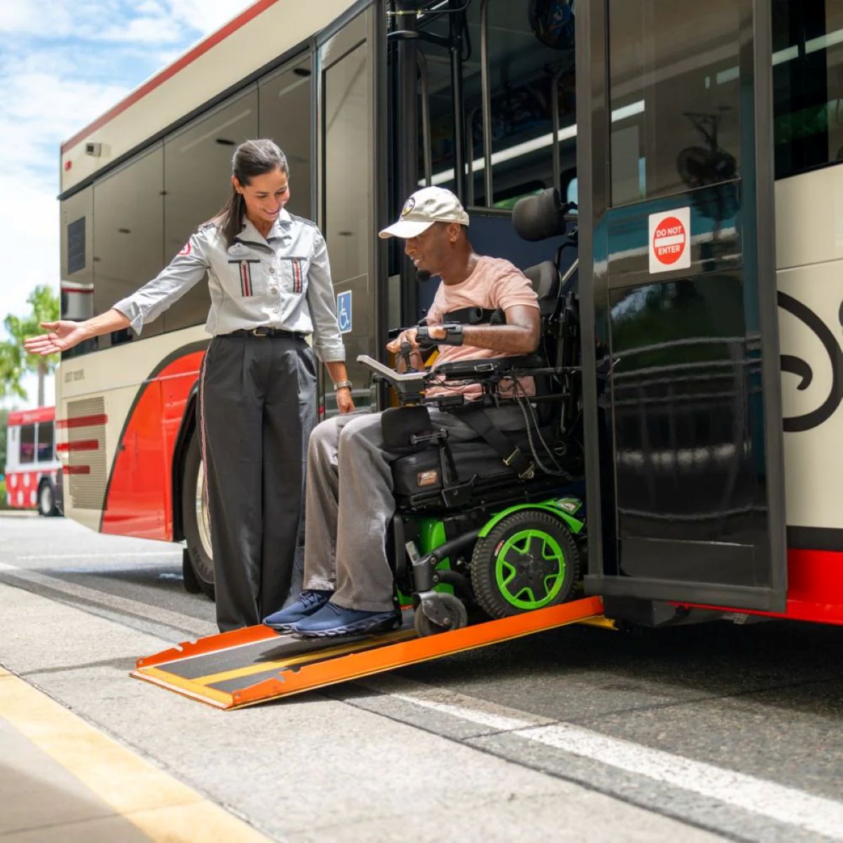 New York Stands With Orlando and More as USA Christmas Travel Rethinks Accessibility for Disabled Guests 2026