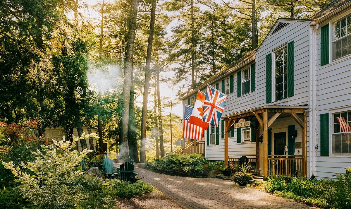 Ontario tourism attracts more american travellers through toronto, niagara falls and scenic destinations