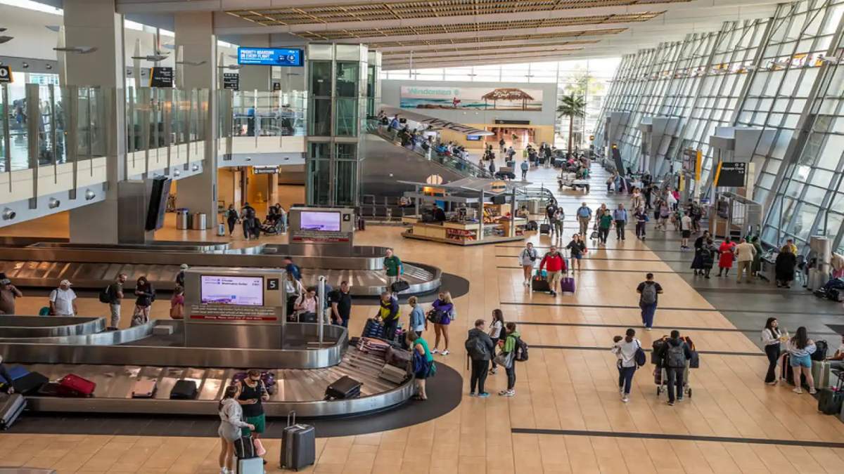 Airports across america face flight disruptions