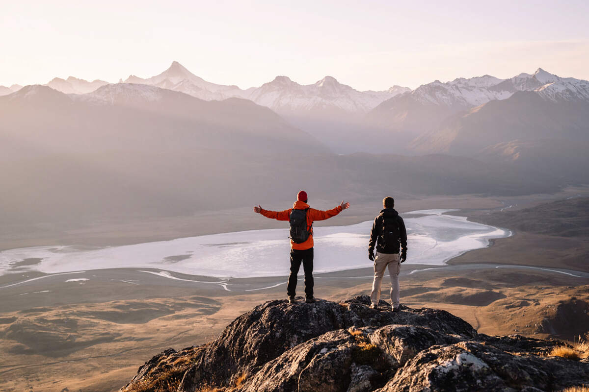 Travel Destinations 
World’s Top 10 Stunning