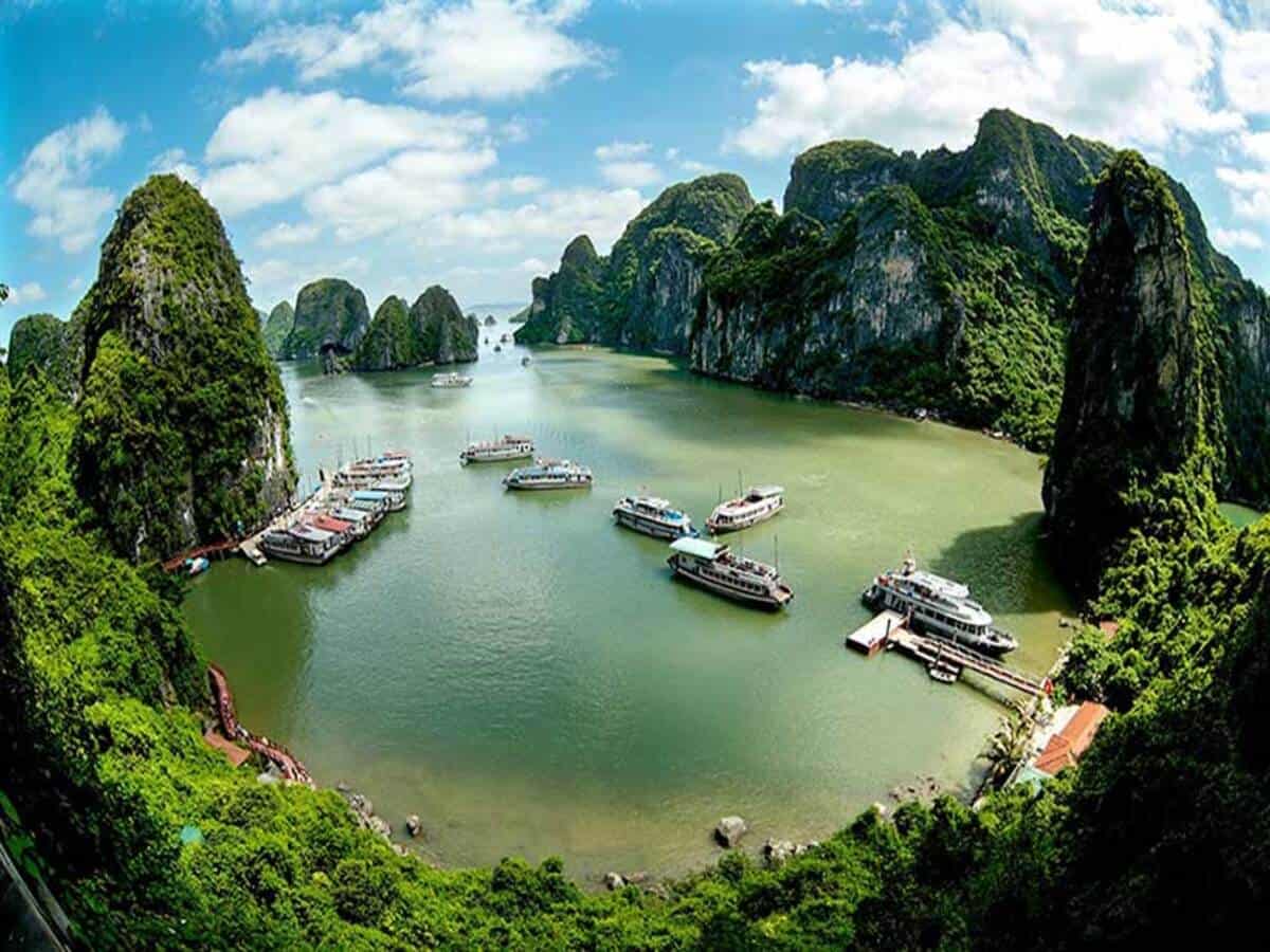 Khanh hoa welcomes over 1 million visitors during vietnam national day holiday celebrations
