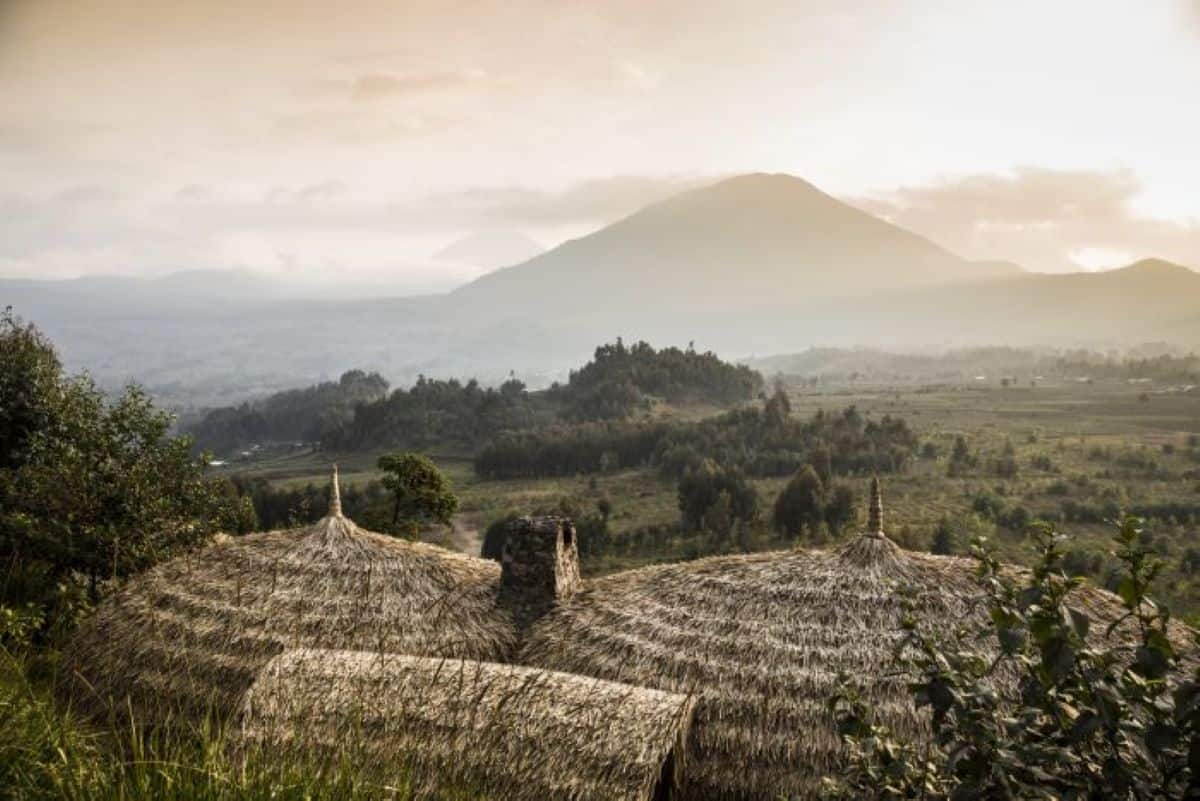 Africa visa divide linking rwanda, kenya, ghana, seychelles, nigeria, south africa and morocco through tourism and aviation