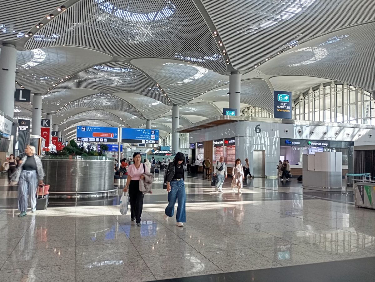 Asia airports cancellations