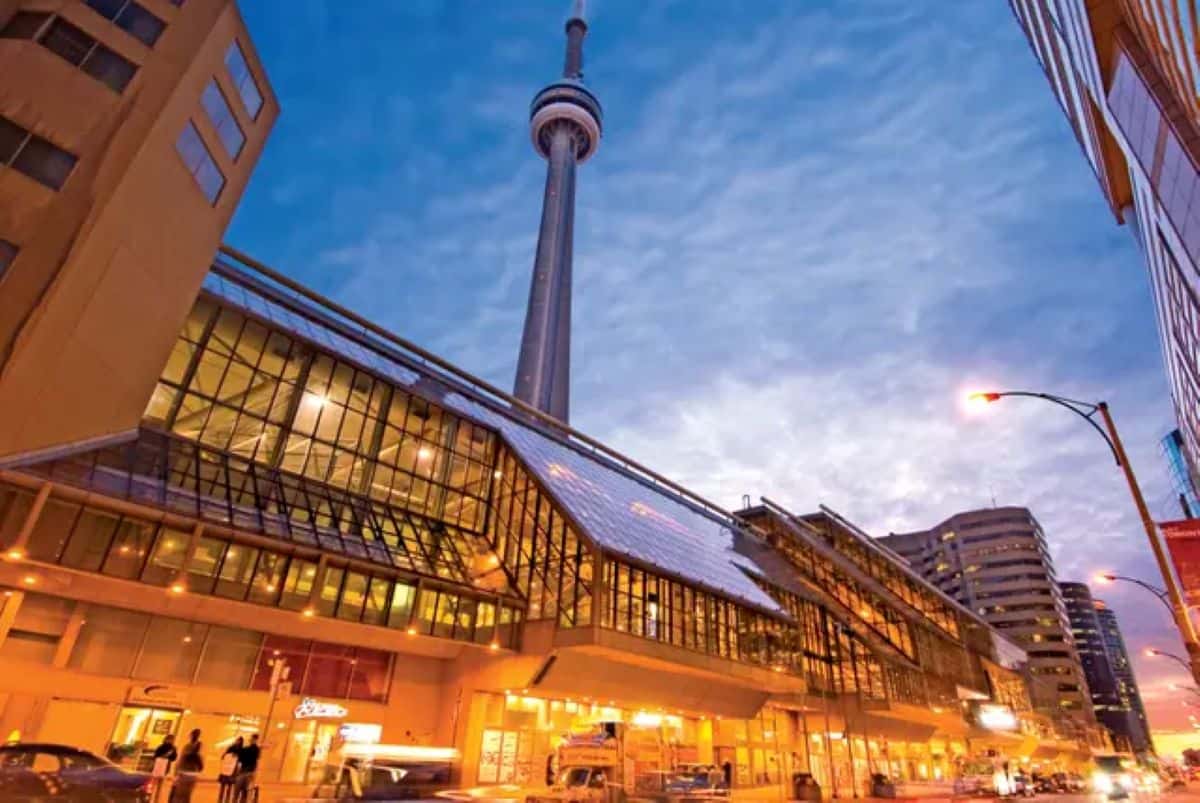 Parks canada autumn and winter tourism in alberta and british columbia