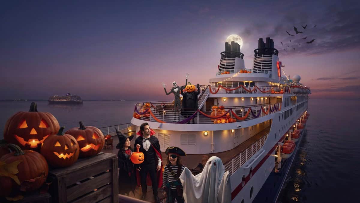 Costumed passengers on cruise deck