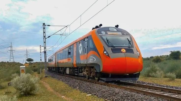 Indian railways changes vande bharat schedule from varanasi with 10-minute earlier departures for ranchi and deoghar routes