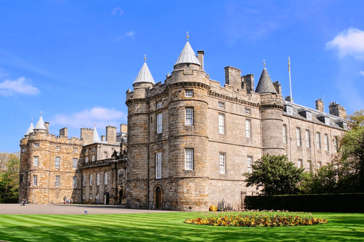 UK Travel Gets A Luxury Boost As Rocco Forte Unveils London Edinburgh Cultural Route