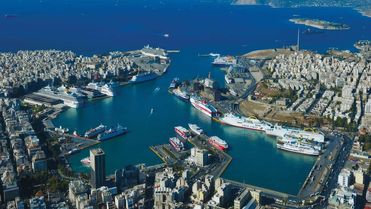 Piraeus cruise