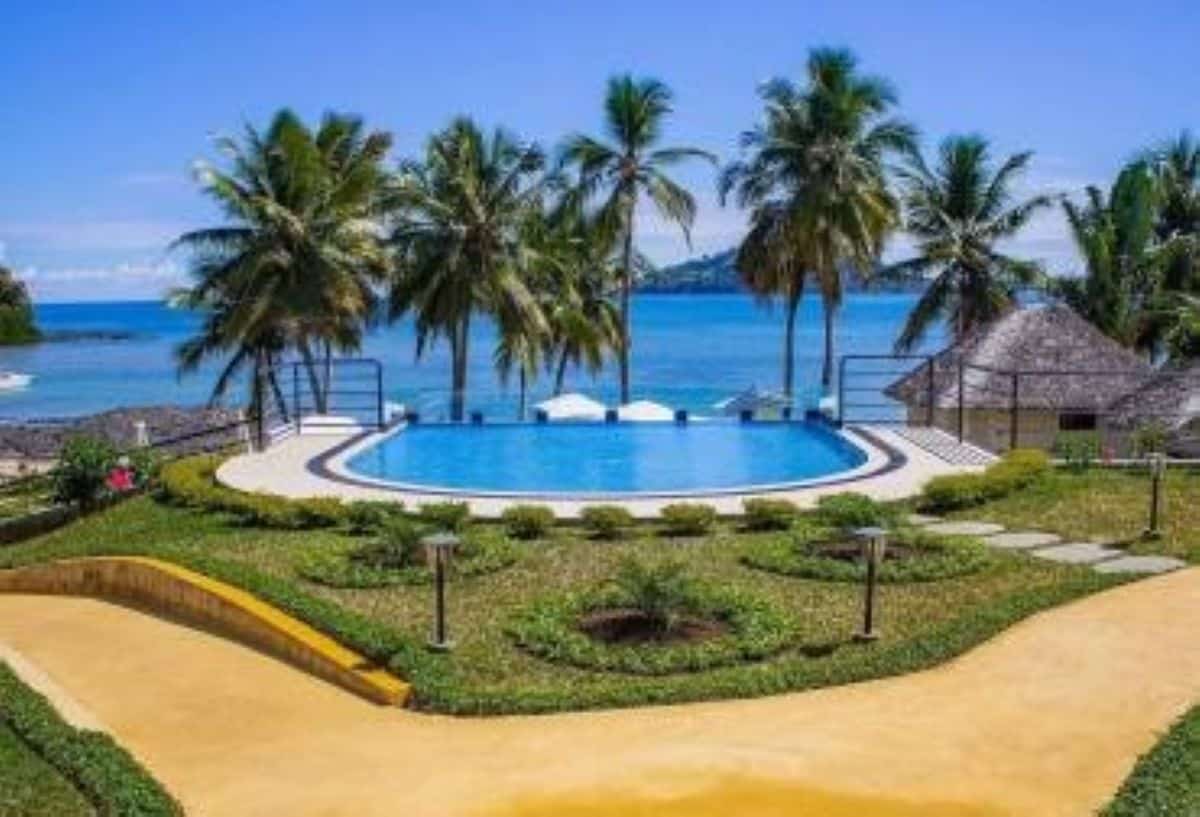 Piscine avec vue exora beach hotel1