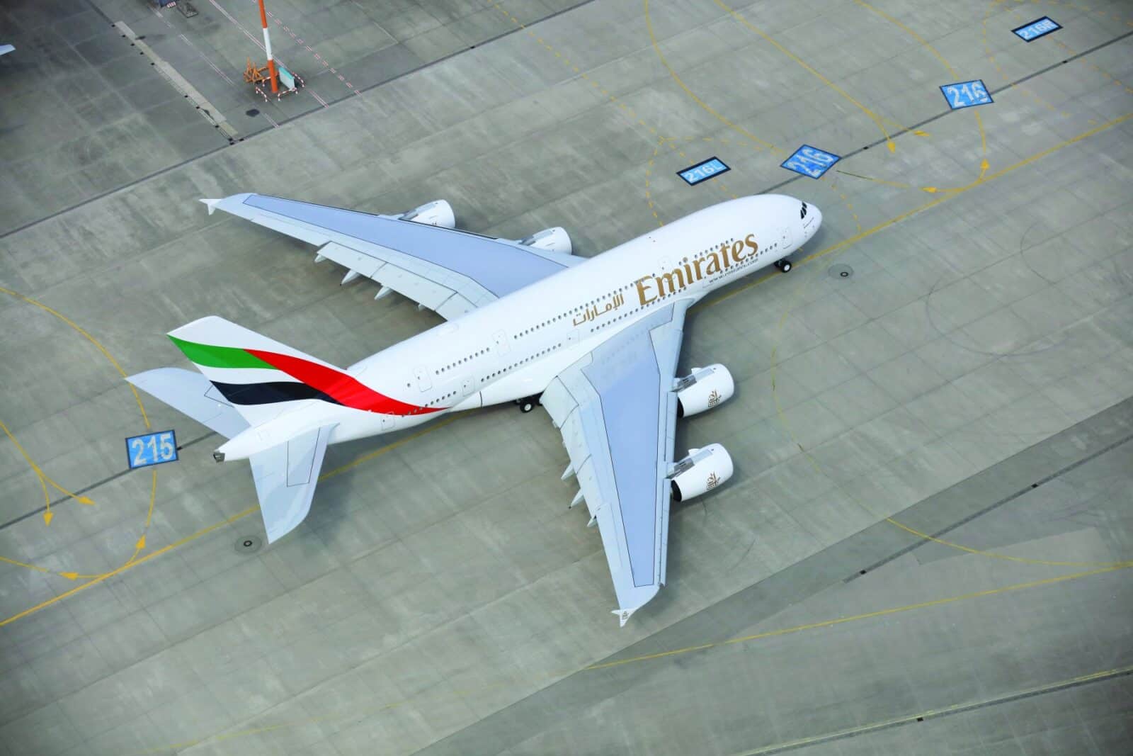 1920_emiratesairbusa380 - travel and tour world Emirates plans more narita flights from 26 october 2026, bringing japan services to 28 weekly flights, while opening a new travel store in tokyo.