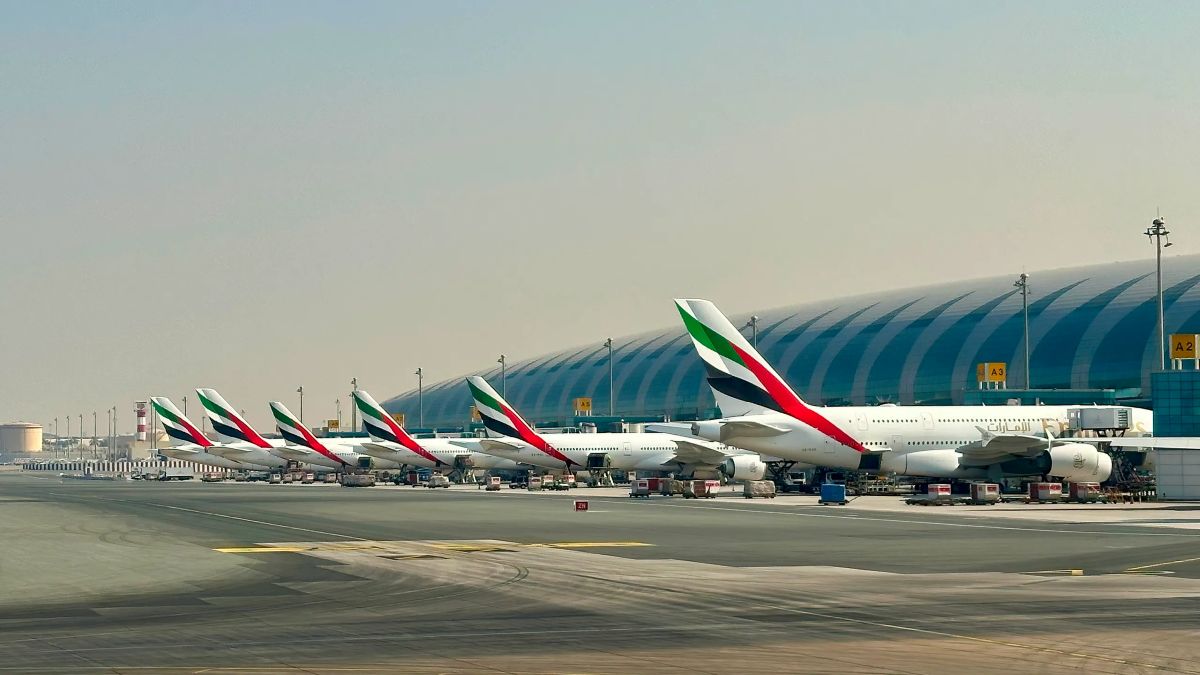 Global travel demand falls 0. 8% as airlines face weaker passenger traffic, regional pressure and uncertainty.