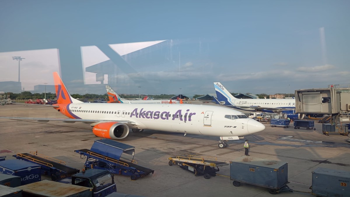 Airline image - travel and tour world Airlines in asia face disruptions
