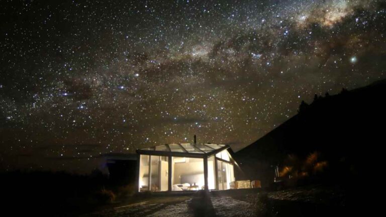 Aoraki Mackenzie turns dark skies into tourism